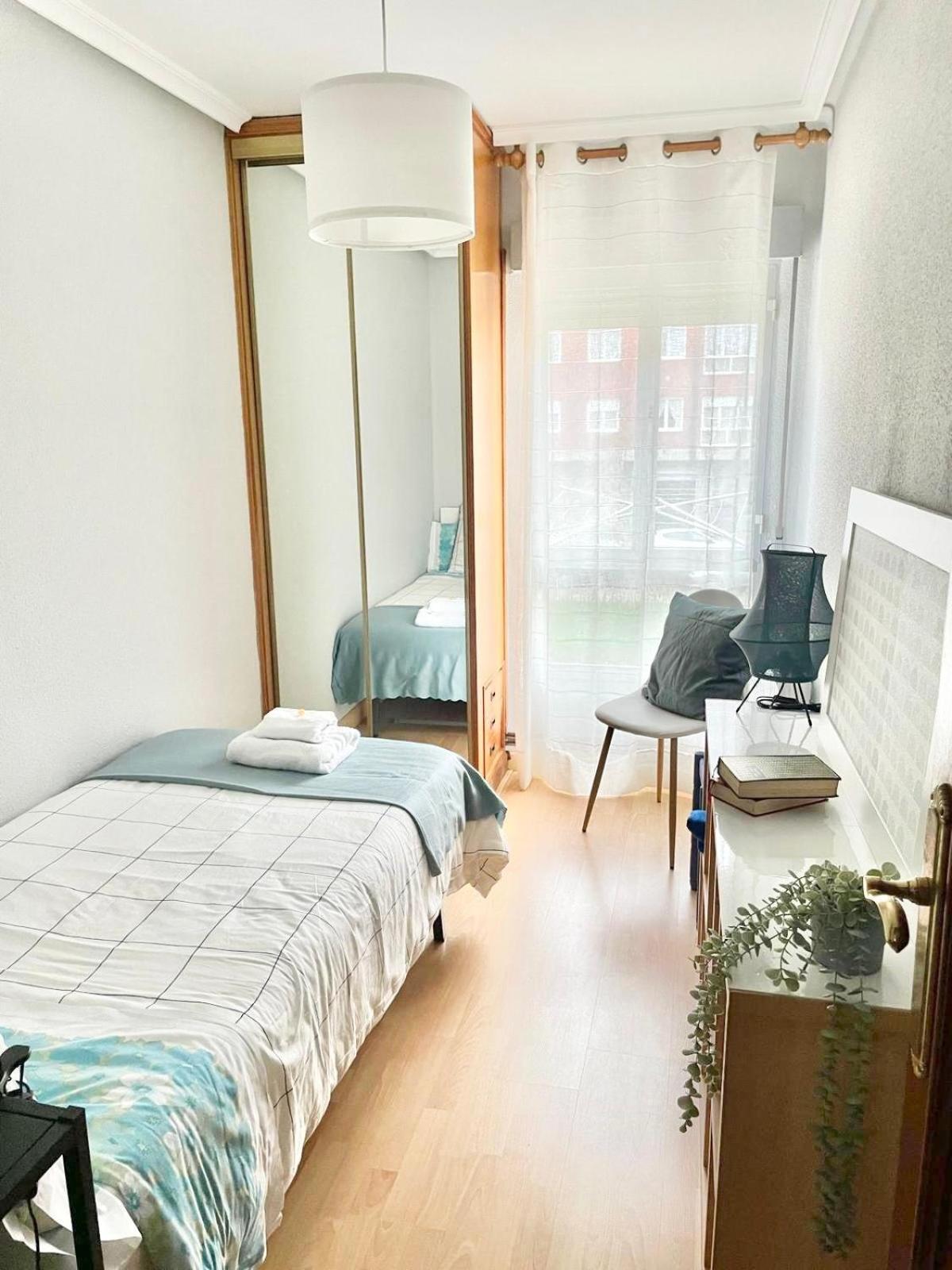 Apartamento San Lazaro. Oviedo Esterno foto